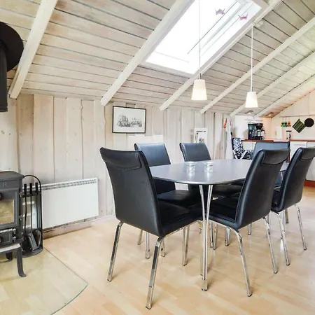 Beautiful In W/ Wifi And 3 Bedrooms